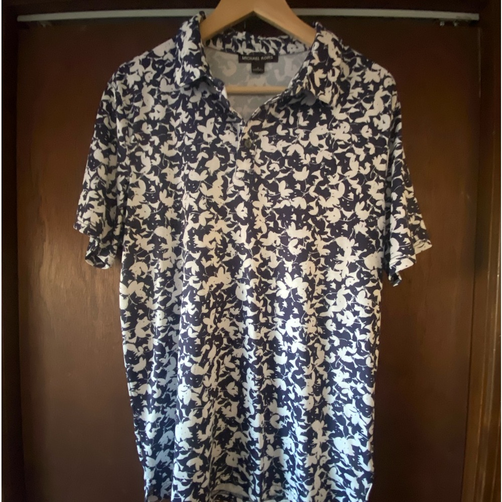 Michael Kors, men's three button-down collar size medium